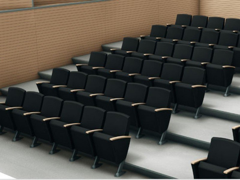 Кресло для конференц-зала EIDOS