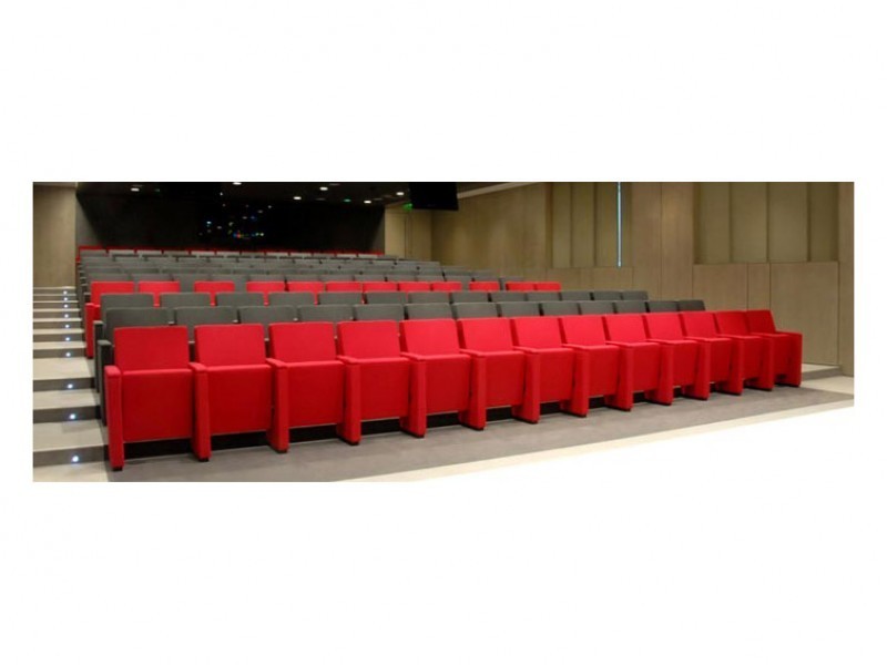 Кресло для конференц-зала QUADRA