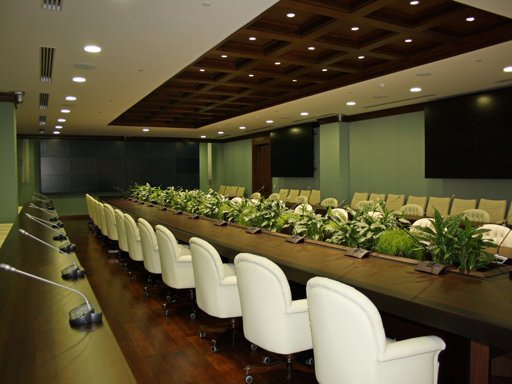 Зоны переговоров, конференц-зал, кабинеты руководителей