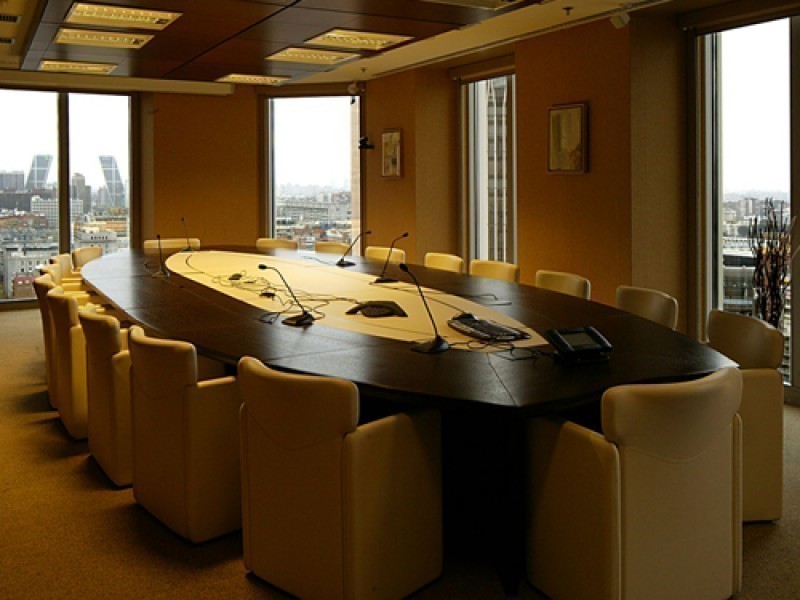 Стол для конференц-зала LANUS